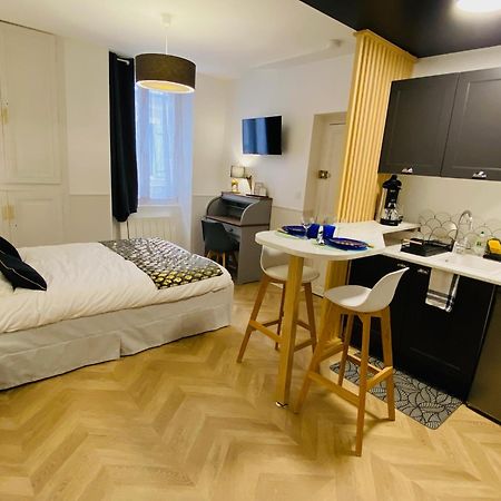 Le Studio Haslay Seraucourt En Plein Coeur De Ville De Bourges - Charme De L Ancien Et Confort Contemporain Zewnętrze zdjęcie