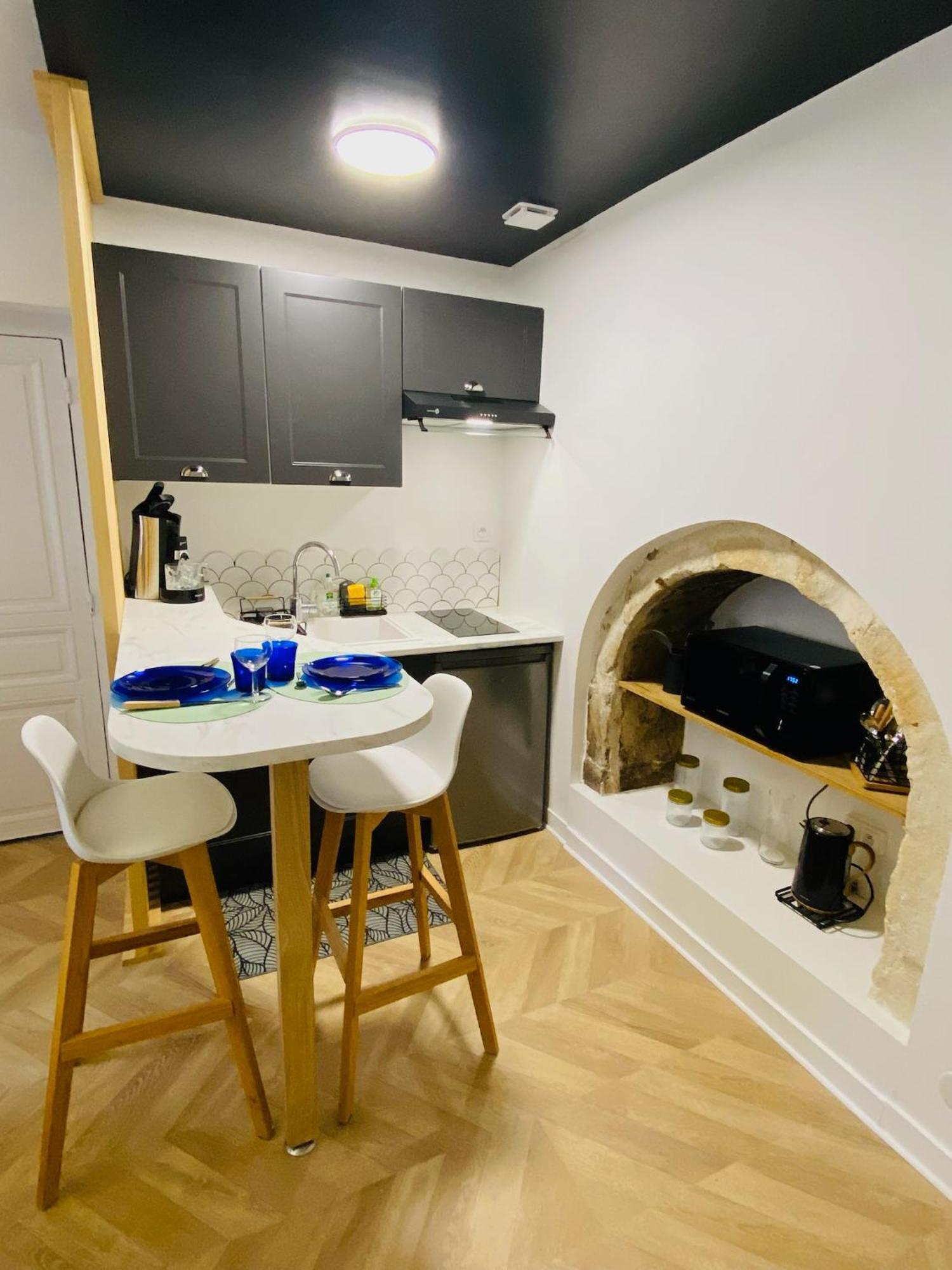 Le Studio Haslay Seraucourt En Plein Coeur De Ville De Bourges - Charme De L Ancien Et Confort Contemporain Zewnętrze zdjęcie